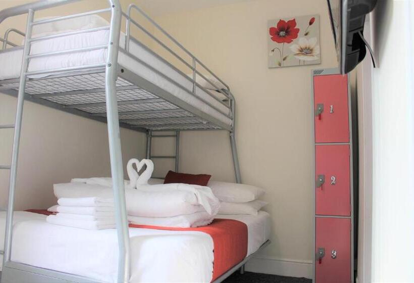 اتاق خانوادگی, Backpackers Blackpool Hotel & Suites