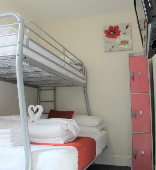 اتاق خانوادگی, Backpackers Blackpool Hotel & Suites