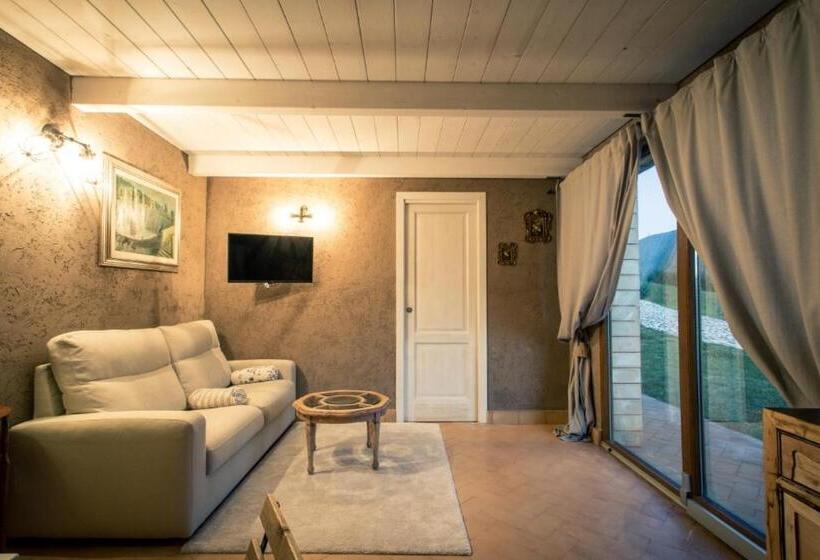 اتاق لوکس, Tenuta I Tufari