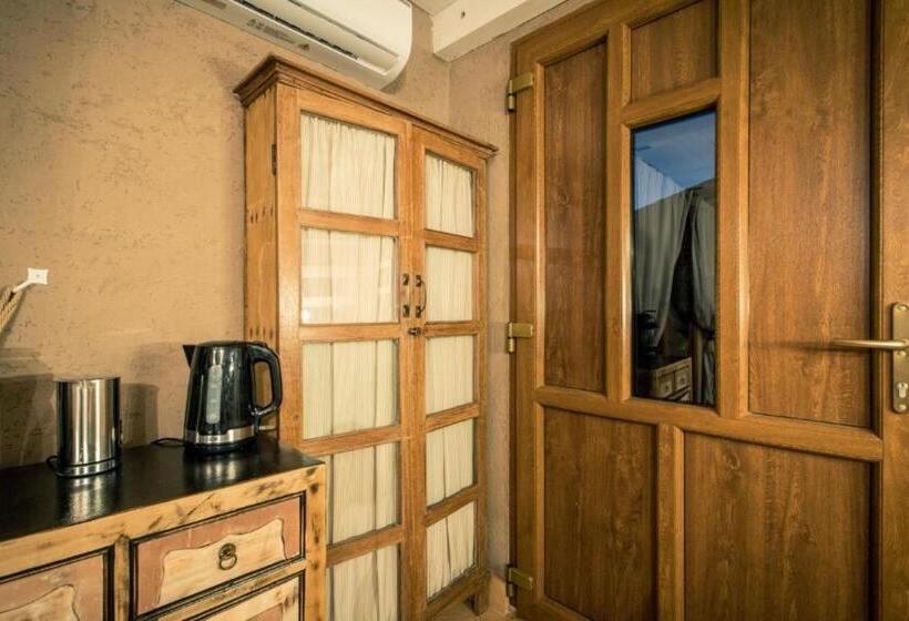 اتاق لوکس, Tenuta I Tufari