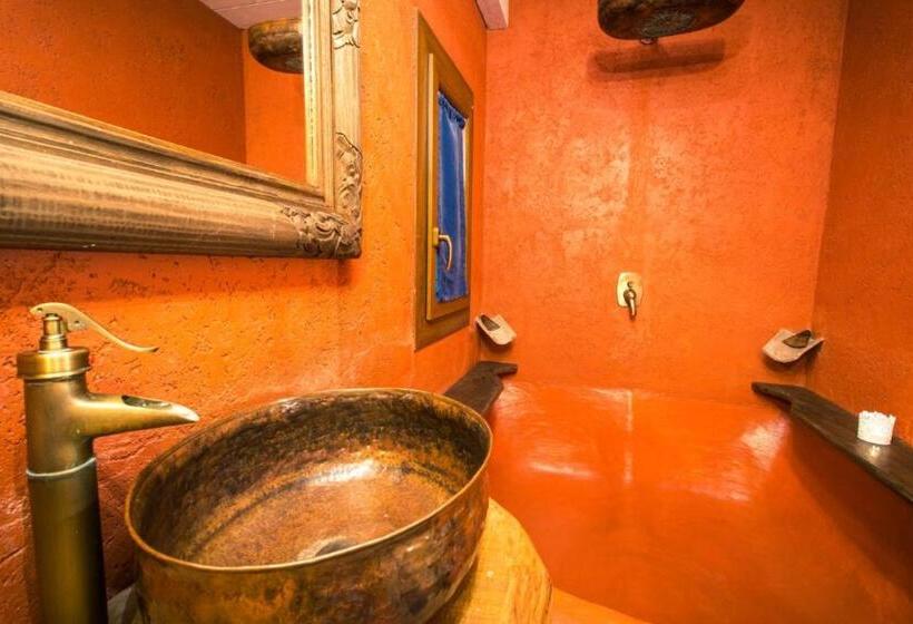 سوییت لوکس, Tenuta I Tufari