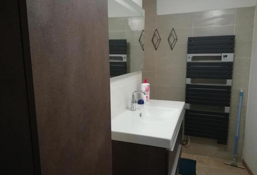 اتاق استاندارد با چشم‌انداز باغ, Chambre Avec Tout Le Confort D Un Appartement