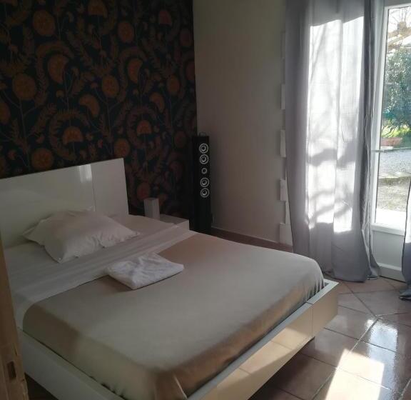 اتاق استاندارد با چشم‌انداز باغ, Chambre Avec Tout Le Confort D Un Appartement
