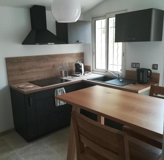 اتاق استاندارد با چشم‌انداز باغ, Chambre Avec Tout Le Confort D Un Appartement