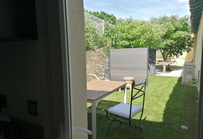 اتاق استاندارد با چشم‌انداز باغ, Chambre Avec Tout Le Confort D Un Appartement