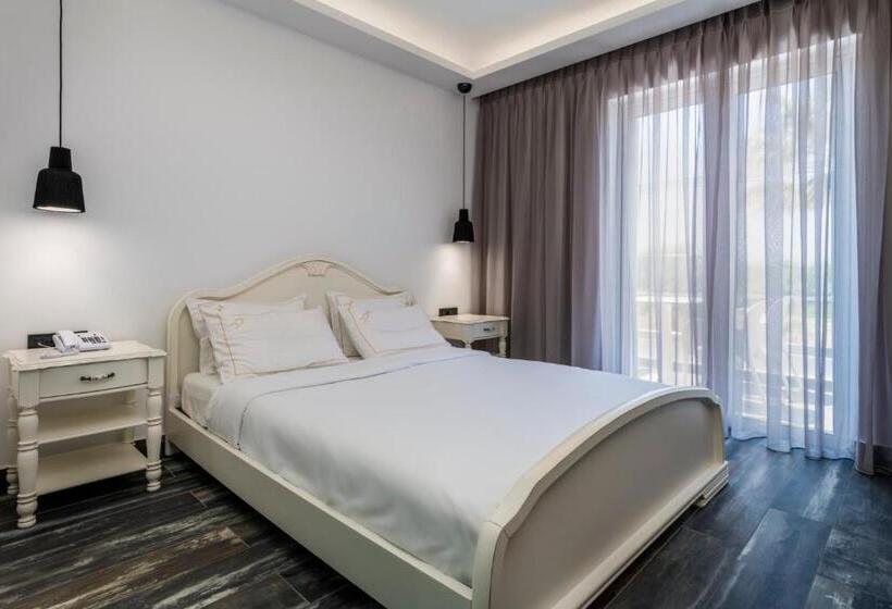 اتاق کلاسیک سه تخته, Diamond Boutique Hotel