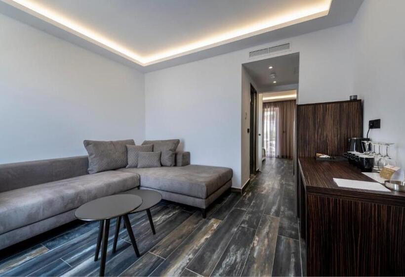 اتاق لوکس خانوادگی, Diamond Boutique Hotel