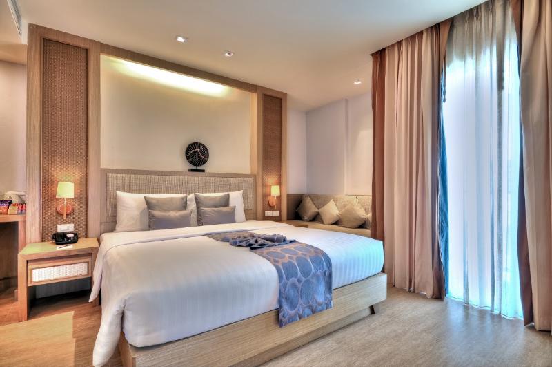 سوییت اجرایی, Ashlee Plaza Patong Hotel & Spa