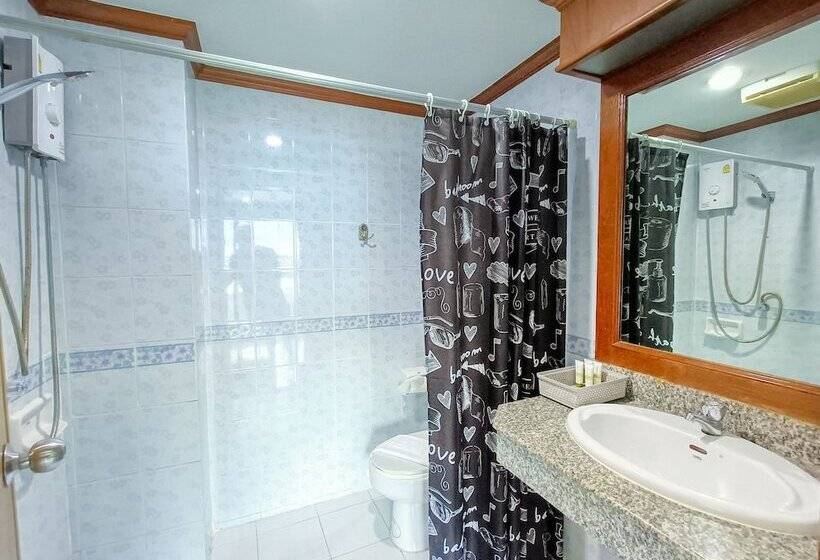 اتاق لوکس با بالکن, Black Pearl Patong Beach