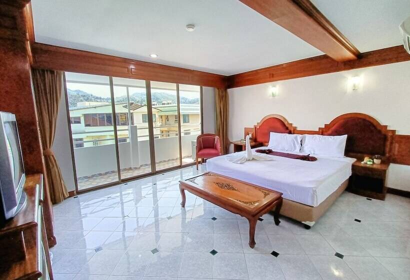 اتاق لوکس با بالکن, Black Pearl Patong Beach