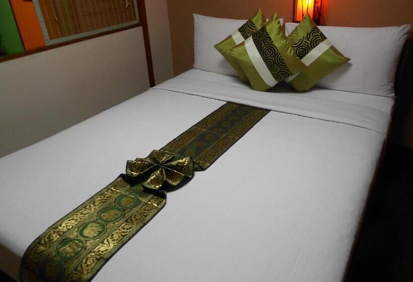 اتاق اجرایی, B.s. Court Hotel Sathorn