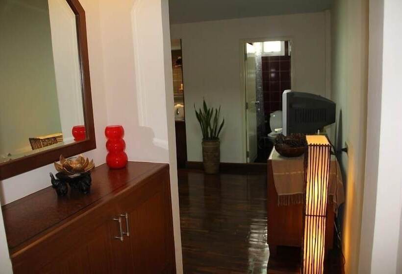 اتاق استاندارد, B.s. Court Hotel Sathorn