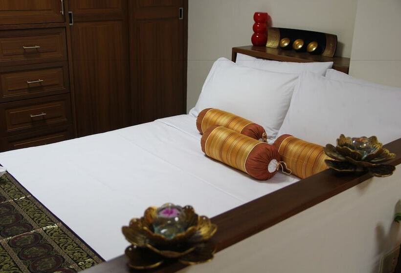 اتاق اجرایی, B.s. Court Hotel Sathorn