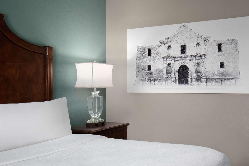 سوئیت 2 خوابه, Embassy Suites San Antonio Riverwalk Downtown