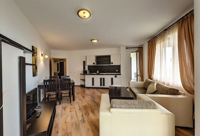 带2个卧室的公寓, Grand Royale Apartment Complex & Spa