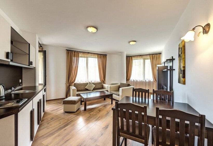 带2个卧室的公寓, Grand Royale Apartment Complex & Spa