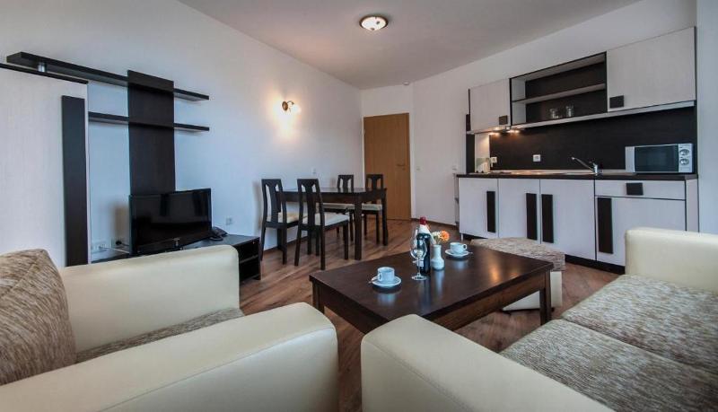带2个卧室的公寓, Grand Royale Apartment Complex & Spa