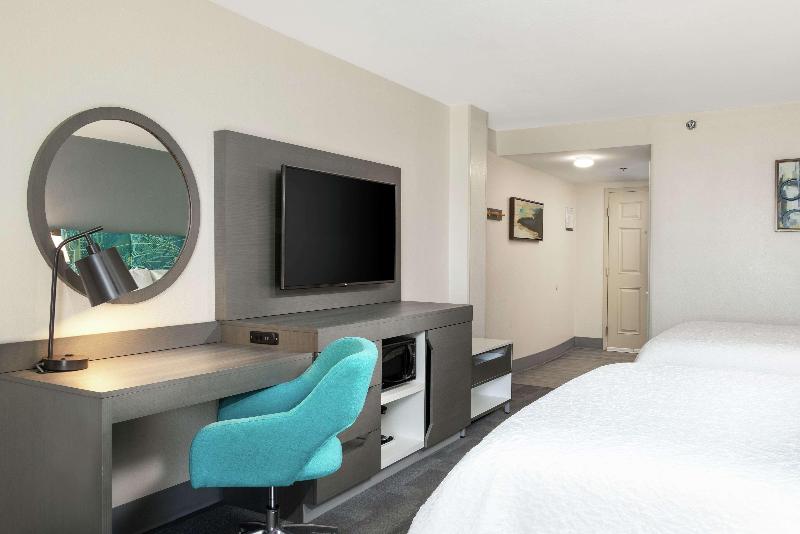 اتاق استاندارد با چشم‌انداز دریا, Hampton Inn Daytona Shoresoceanfront
