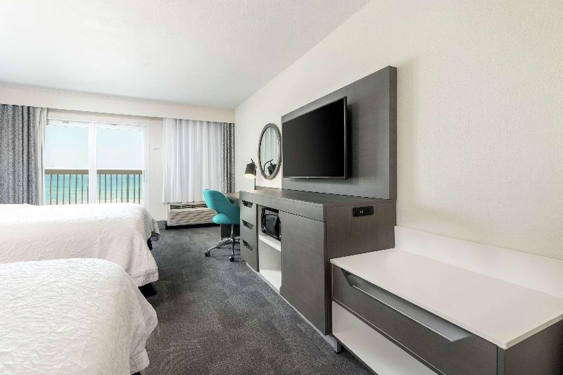 اتاق استاندارد با چشم‌انداز دریا, Hampton Inn Daytona Shoresoceanfront