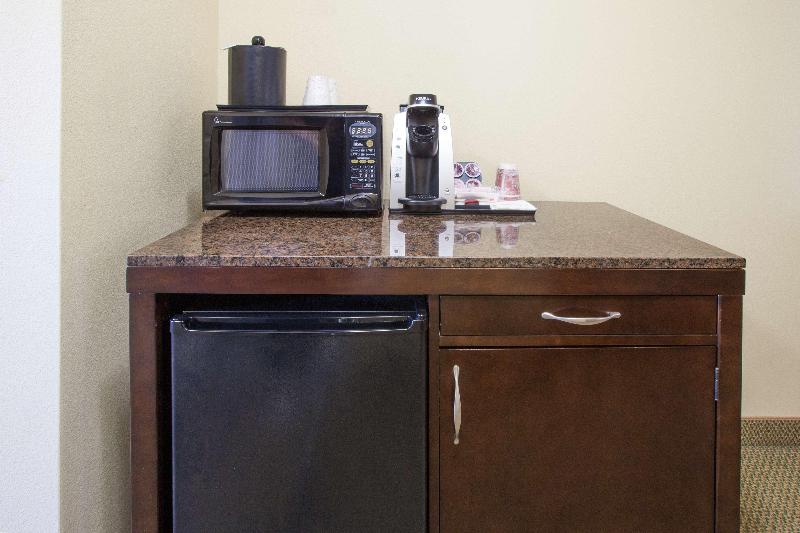 سوئیت جونیور با تخت بزرگ, Hilton Garden Inn South Padre Island Beachfront