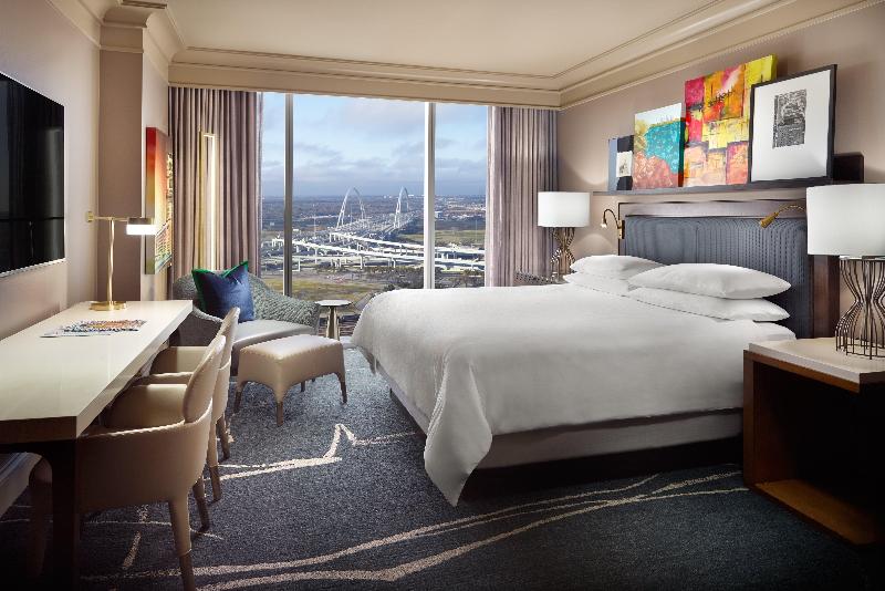 اتاق لوکس با تخت بزرگ, Omni Dallas