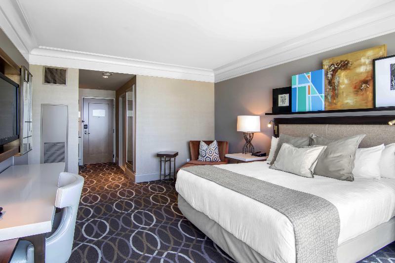 اتاق لوکس با تخت بزرگ, Omni Dallas