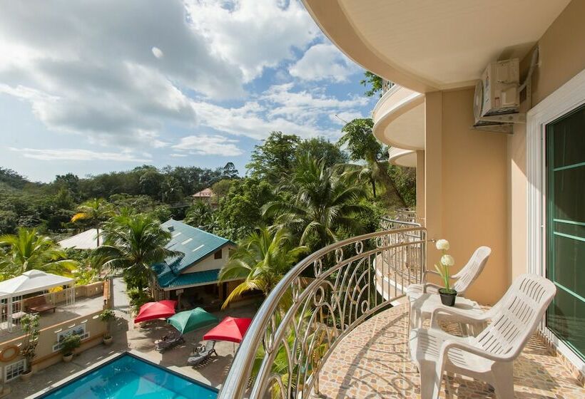 آپارتمان 1 خوابه با بالکن, Patong Rai Rom Yen Resort Sha
