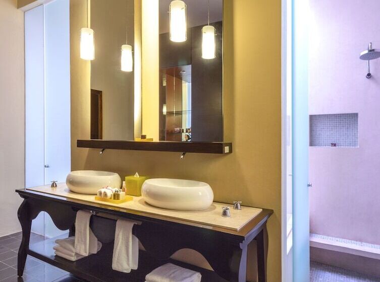 اتاق لوکس, Rosas & Xocolate Boutique Hotel And Spa Merida, A Member Of Design Hotels
