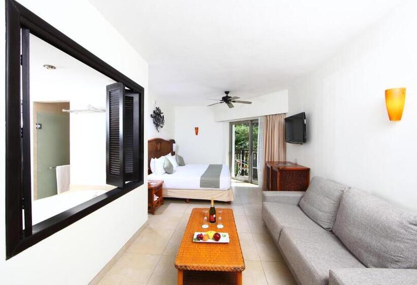 سوییت لوکس, Select Club At Sandos Caracol All Inclusive   Adults Only Area