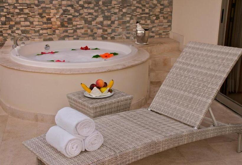 Club Suite, Sandos Caracol Eco Resort Select Club Adults Only  All Inclusive