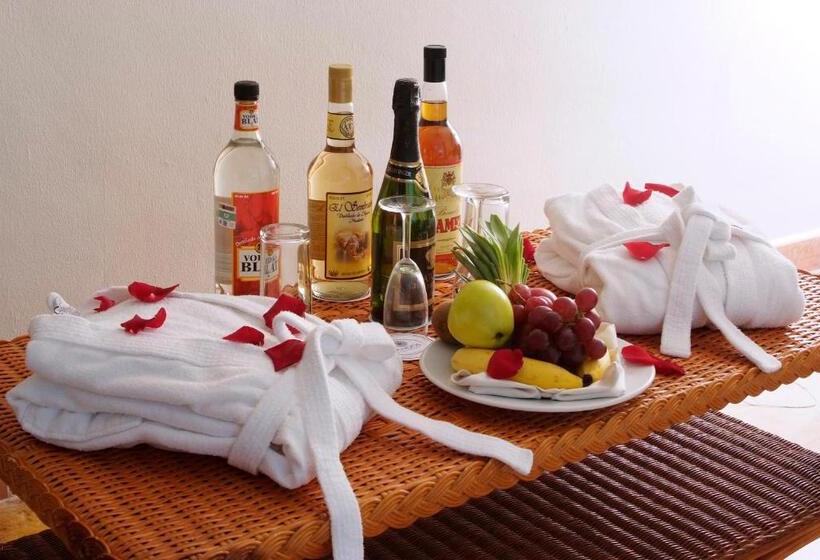 سوئیت کلاب, Select Club At Sandos Caracol All Inclusive   Adults Only Area