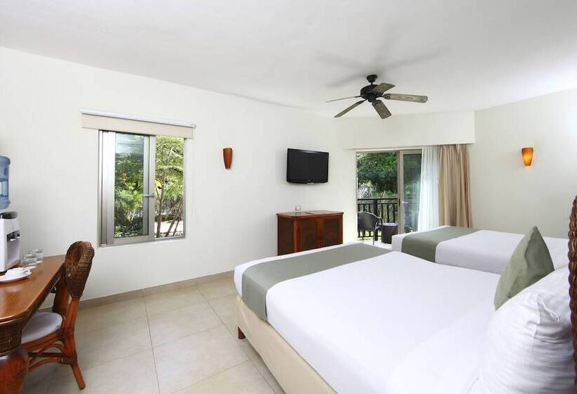 سوییت سوپریور, Select Club At Sandos Caracol All Inclusive   Adults Only Area