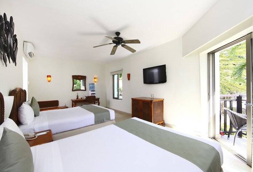 سوییت سوپریور, Select Club At Sandos Caracol All Inclusive   Adults Only Area