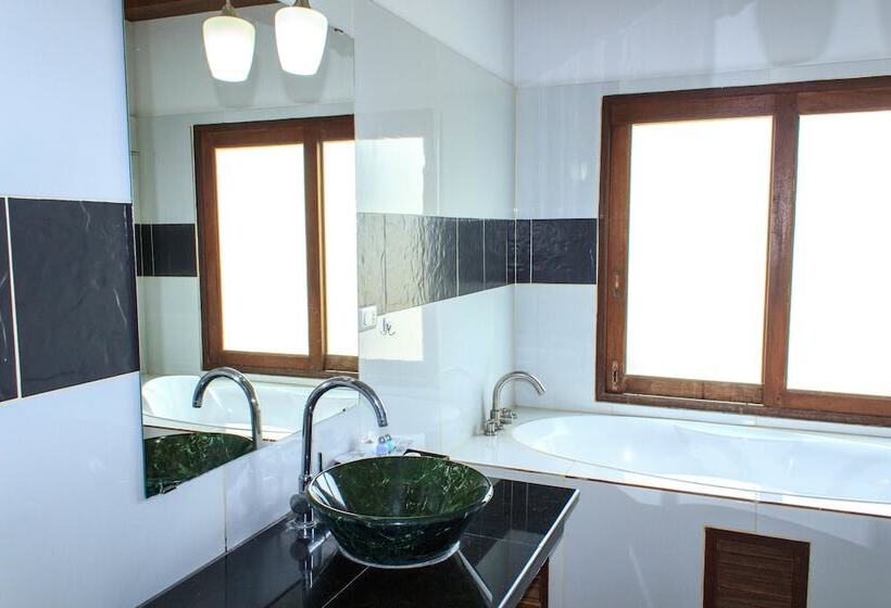 سوئیت 2 خوابه, Sasitara Residence