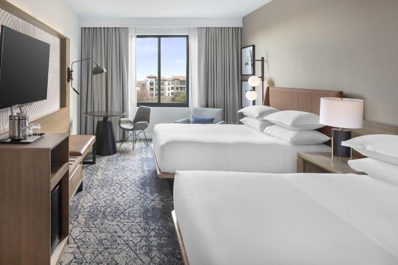 اتاق کلاب, Sheraton Hotel Stonebriar