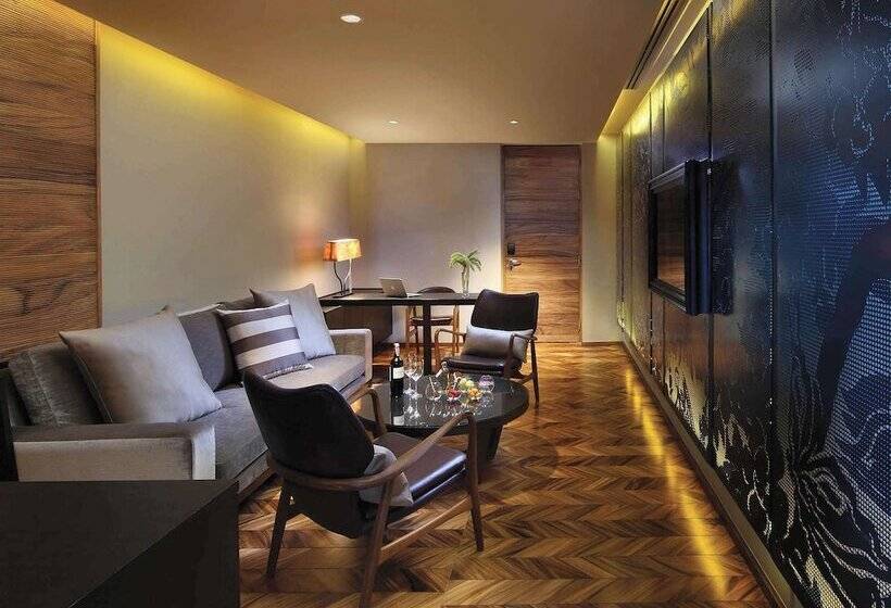 سوئیت کلاب, So/ Bangkok
