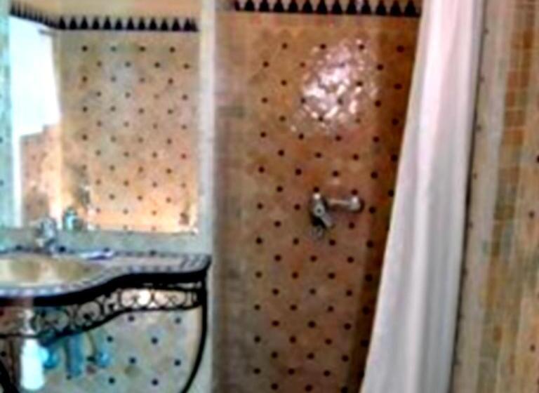 استودیو استاندارد با بالکن, Suite Hotel Tilila