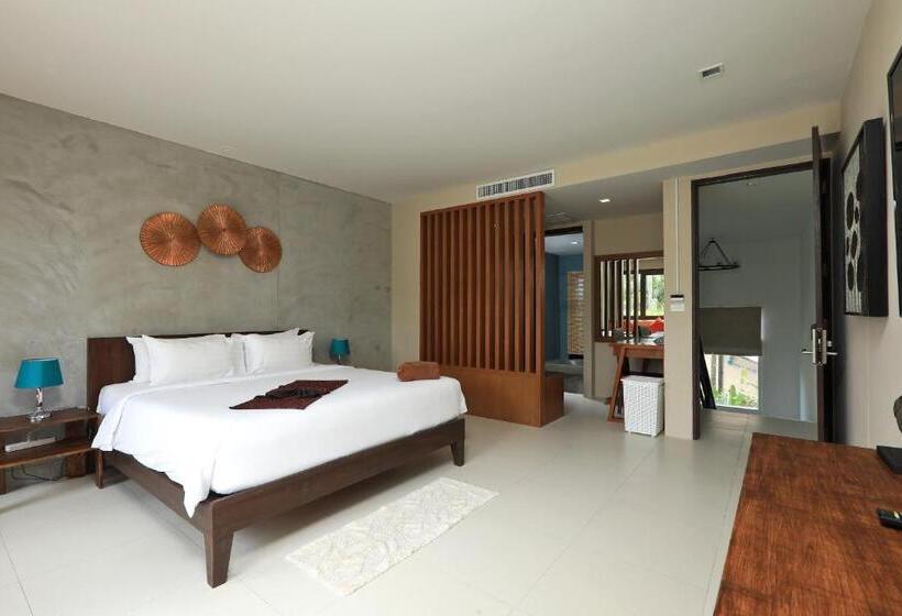 سوییت سوپریور, Tea Tree Boutique Resort
