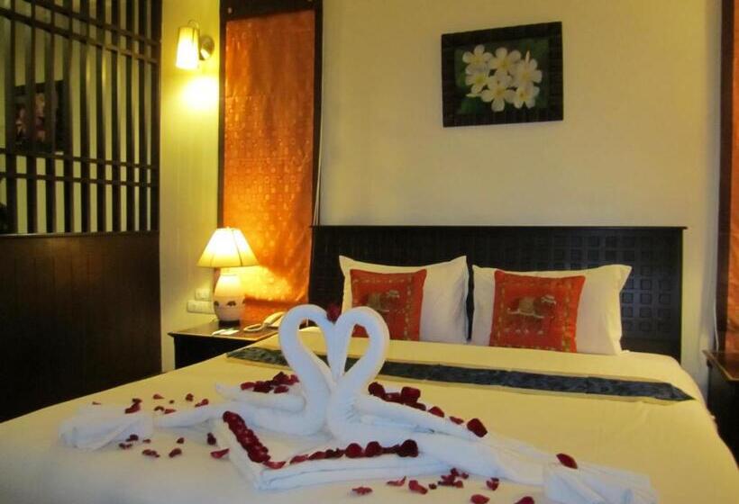سوییت, Wannara Hotel Hua Hin
