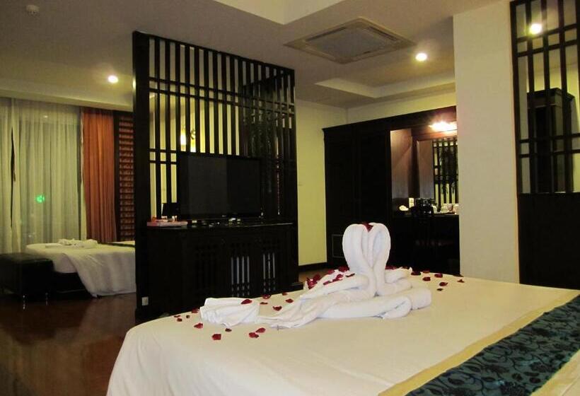 سوییت, Wannara Hotel Hua Hin