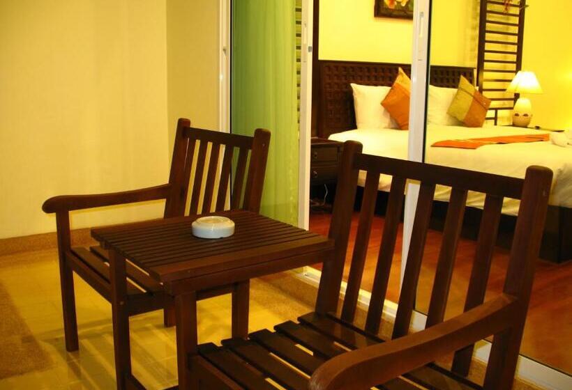 سوییت, Wannara Hotel Hua Hin