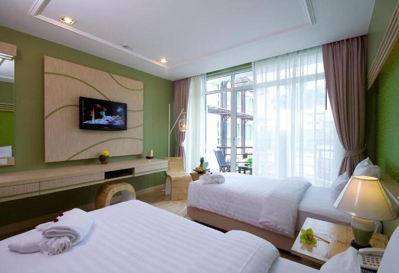 اتاق استاندارد با تراس, A Te Chumphon Hotel   Sha Plus
