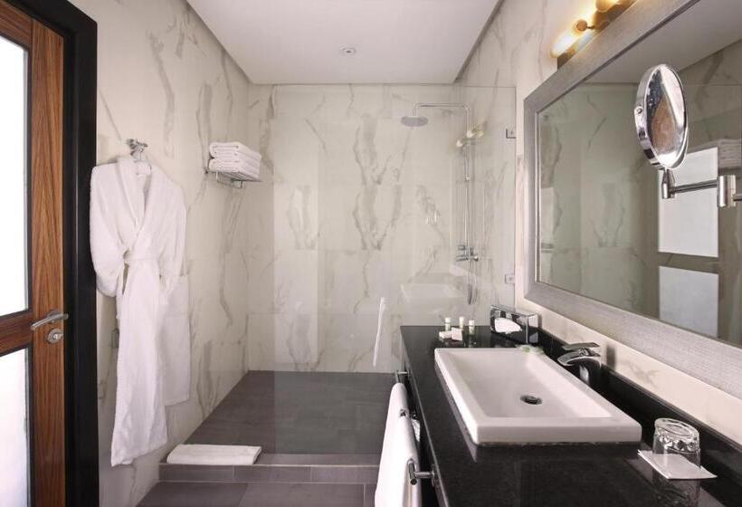 سوییت جونیور, Park Suites Hotel & Spa Luxury Boutique
