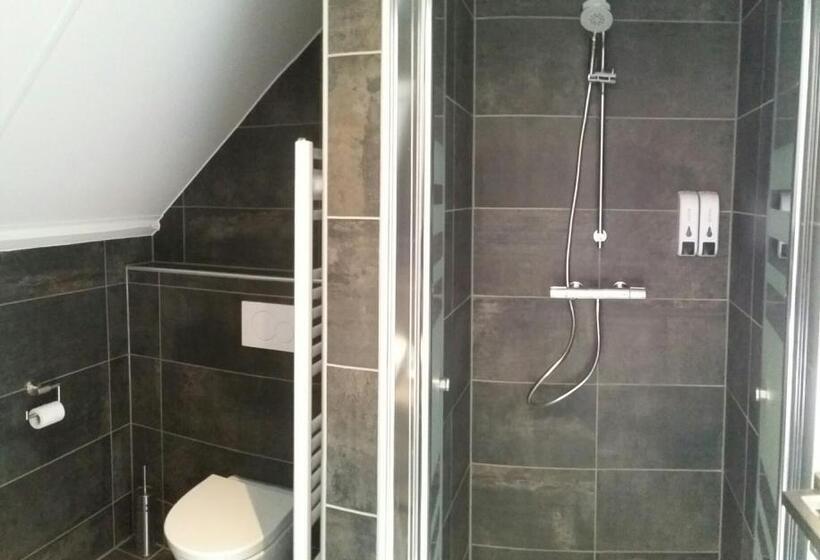 اتاق اکونومی, B&b Dennenbos