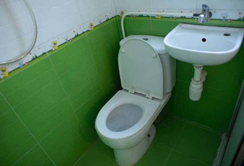 اتاق استاندارد, Om Guest House