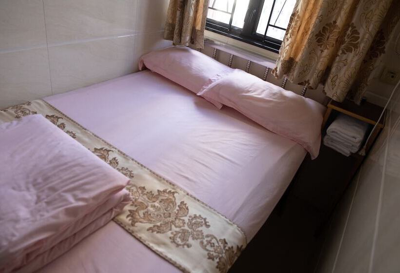 Standard Room, Om Guest House