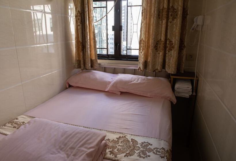 اتاق استاندارد, Om Guest House