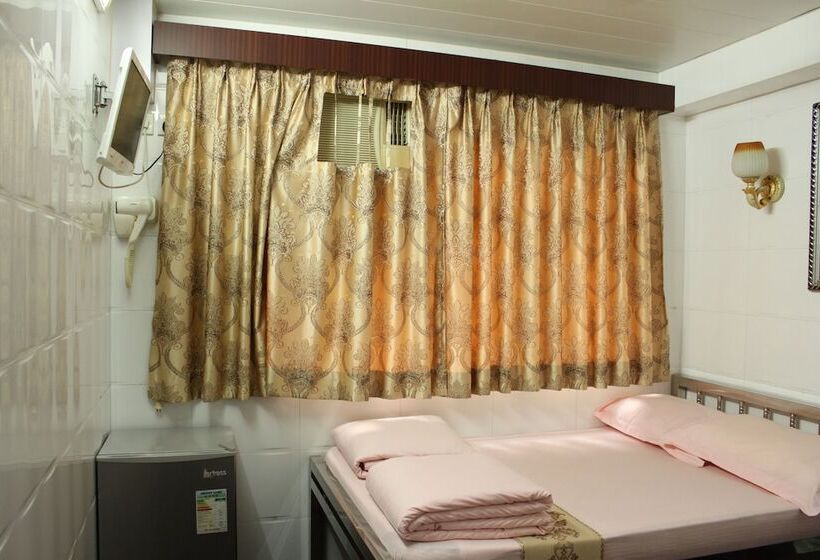 اتاق استاندارد, Om Guest House