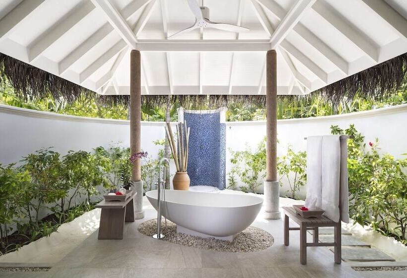 ویلای 1 خوابه, Anantara Dhigu Maldives Resort   Complimentary Round Trip Transportation For Minimum Stay Of 3 Night