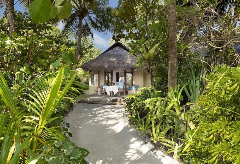 ویلای 1 خوابه, Anantara Dhigu Maldives Resort   Complimentary Round Trip Transportation For Minimum Stay Of 3 Night